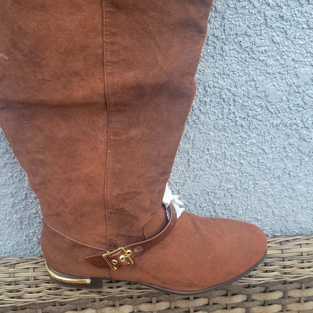 Long Brown Suede Boots Size 11 Womens.